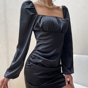 ✨Ruched satin bodycon dress✨